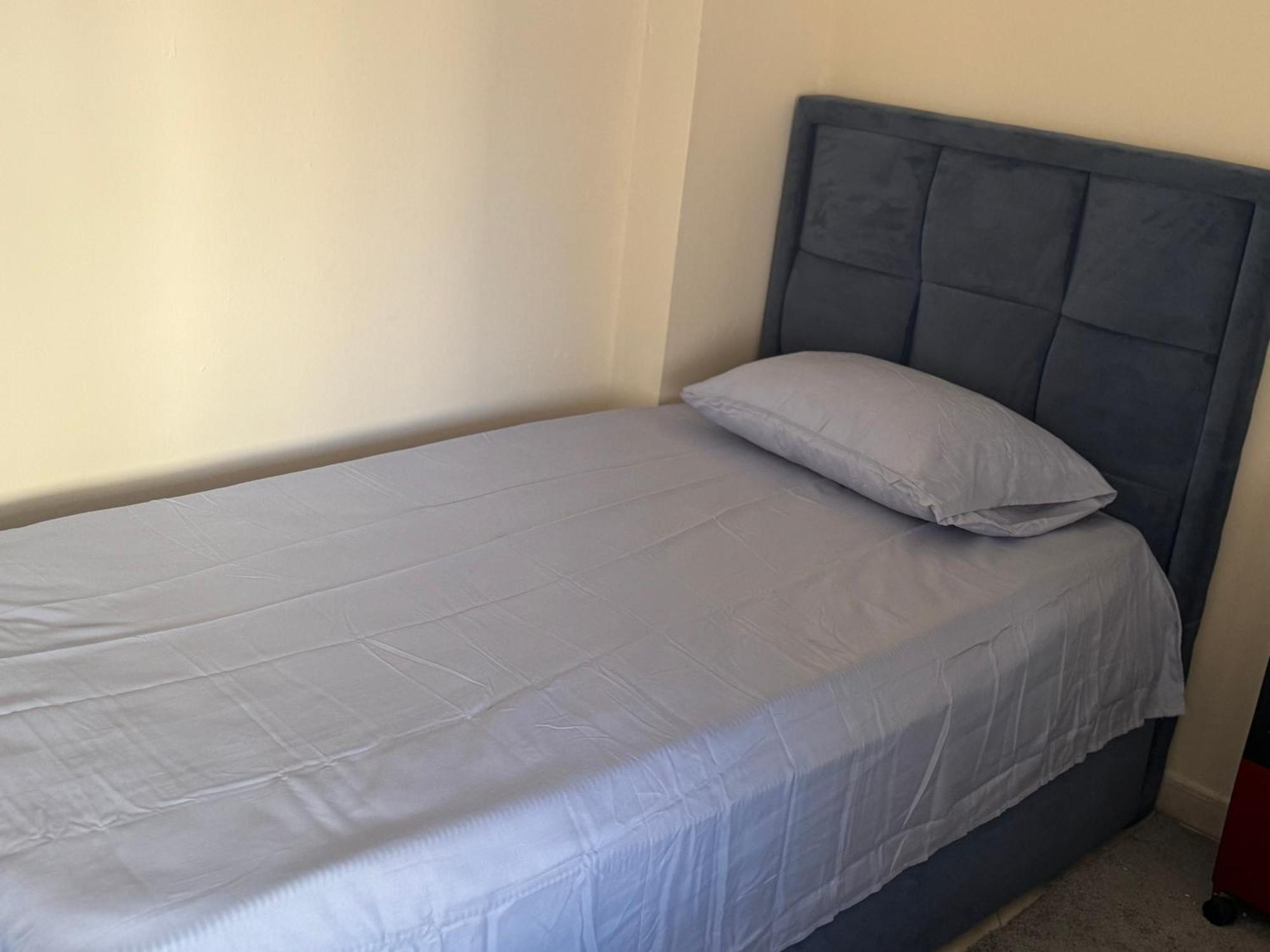 Provis Appartement Sharjah Buitenkant foto