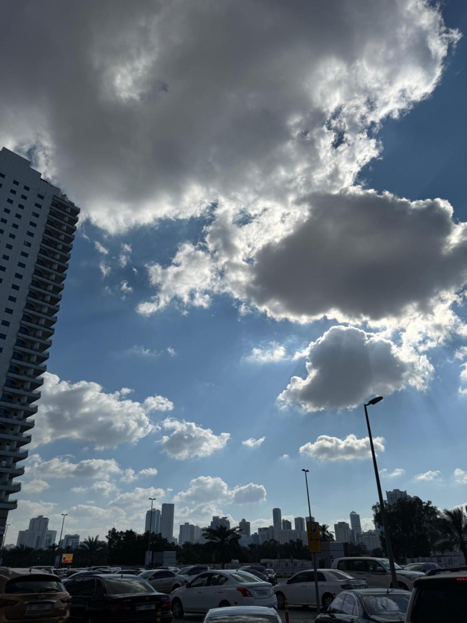 Provis Appartement Sharjah Buitenkant foto
